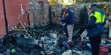 Un niño de 5 años murió en un incendio en Lastenia y una mujer en Los Nogales